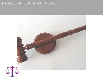 Família em  Rio Real